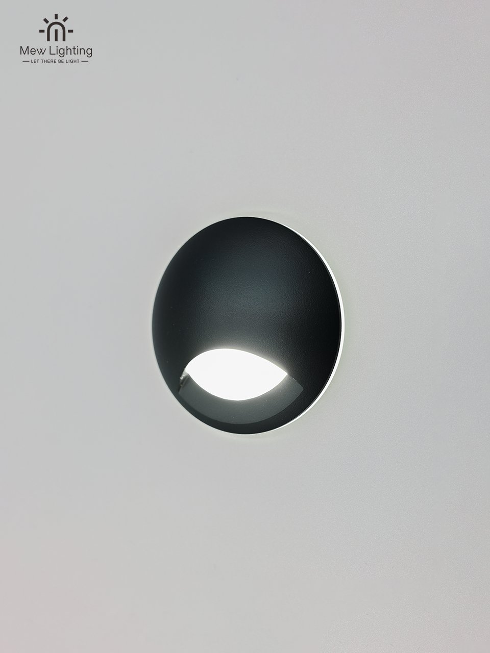 ST102 - B Stair Light Black - MEW Lighting