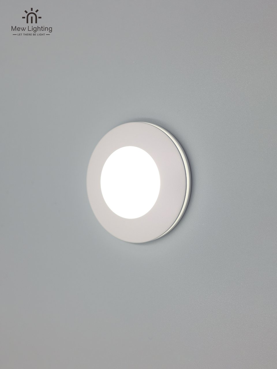 ST111 - W Stair Light White - MEW Lighting